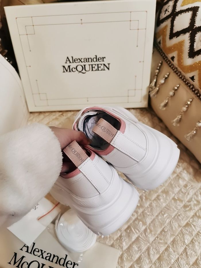 Alexander Mcqueen Couple Shoes AMS00026